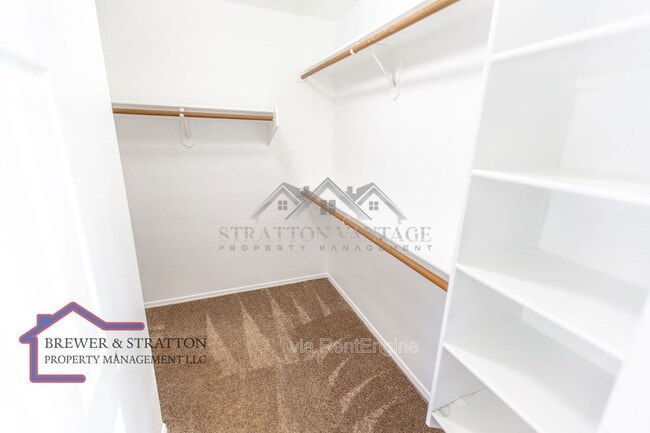 Building Photo - 1431 E Encinas Ave