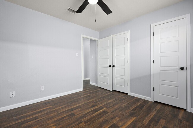 Building Photo - 7314 Robin St