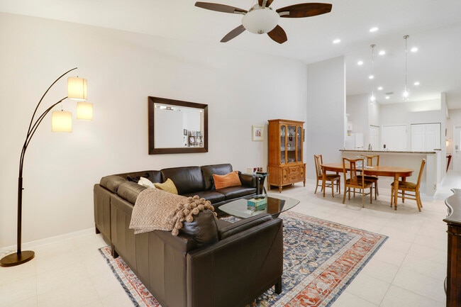 Building Photo - 8063 Dolomtian Way