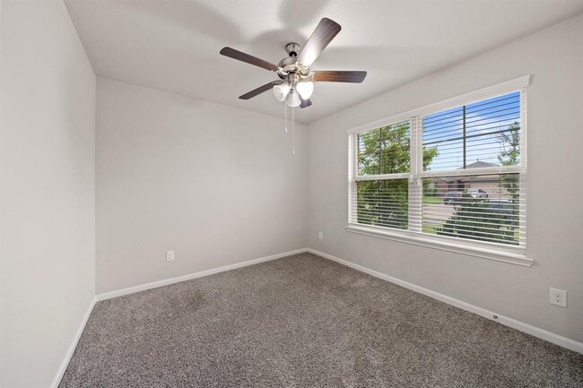 Building Photo - 29806 Breakwater Dr