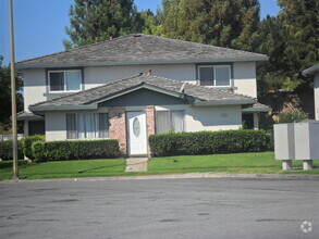 Building Photo - 2 Bed/One Bath Condo, Blossom Valley Popul...