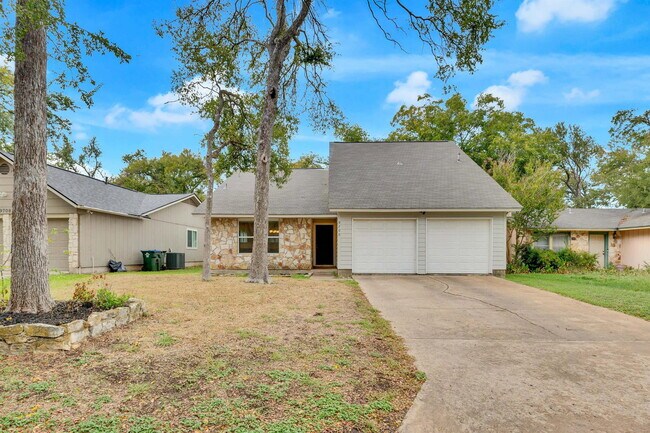 Building Photo - 9706 Moorberry St