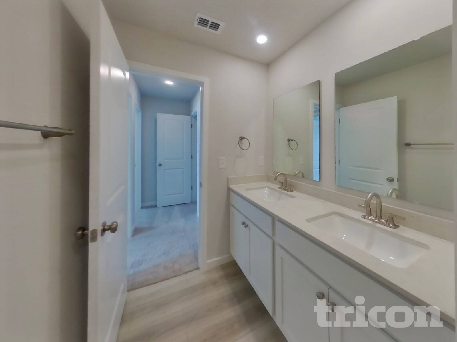 Building Photo - 14934 Macadamia Ln