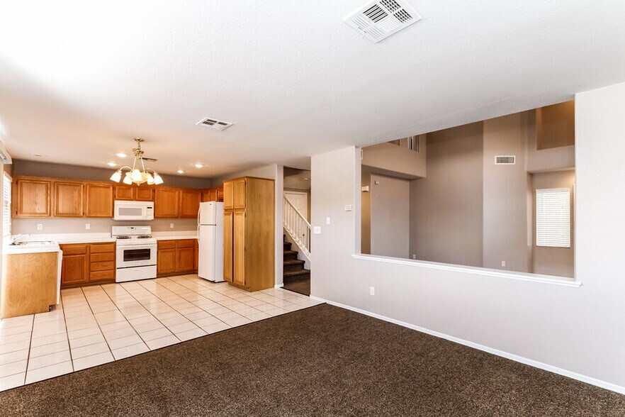 Building Photo - 8110 Sundown Vista Ave