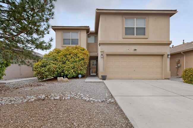 Building Photo - 2713 Violeta Cir SE