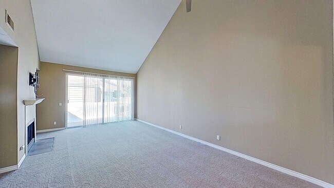 Building Photo - 20251 Cape Coral Ln
