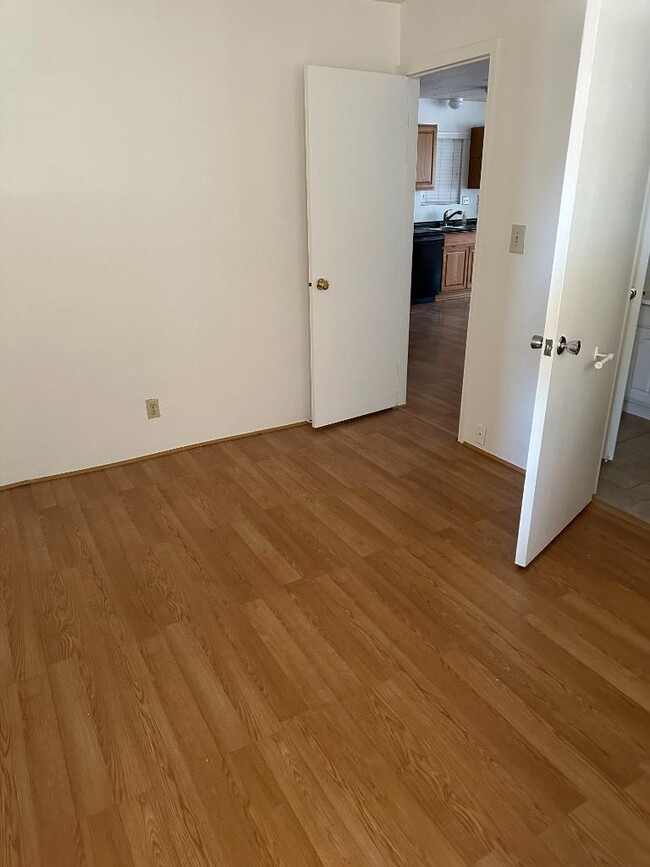 Building Photo - E Minnesota Ave