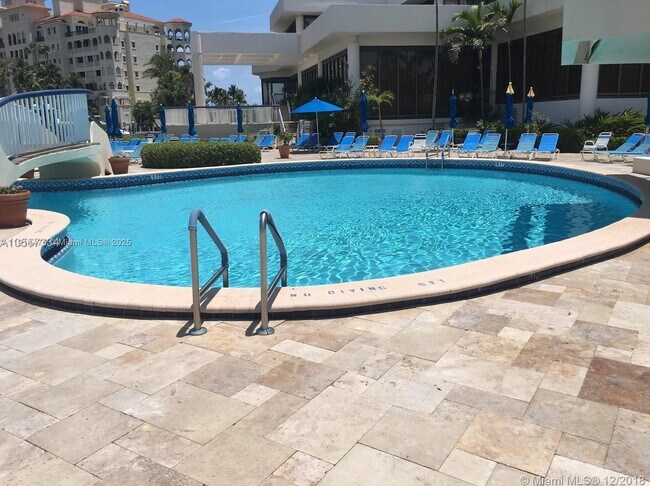 Building Photo - 19707 Turnberry Way