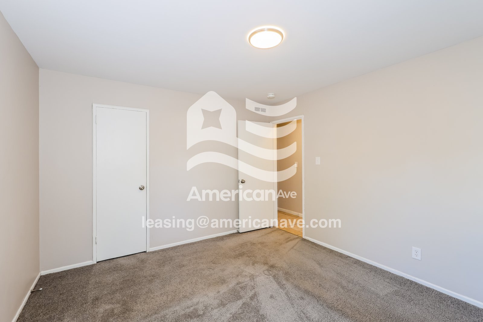 Building Photo - 693 Aldrich St NE