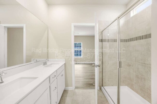 Building Photo - 14023 Turncloak Dr