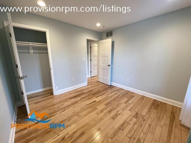 Building Photo - 394 Kiltie Ct