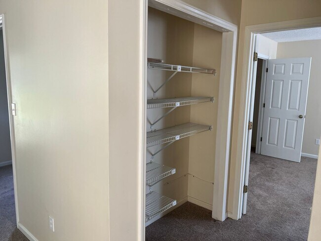 Building Photo - Age 55+ Community - Pet-friendly, 2 Bedroom, 1.5 Bath Home with Carolina Room in Murrells Inlet!