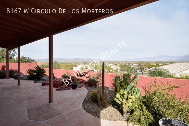 Building Photo - Stunning Santa Fe Style Home with Breathta...