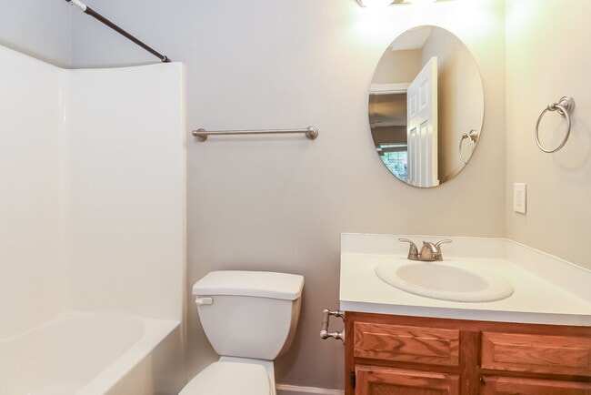 Building Photo - 1069 Park Meadow Dr