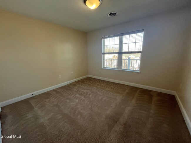 Building Photo - 74 Weibel Ave