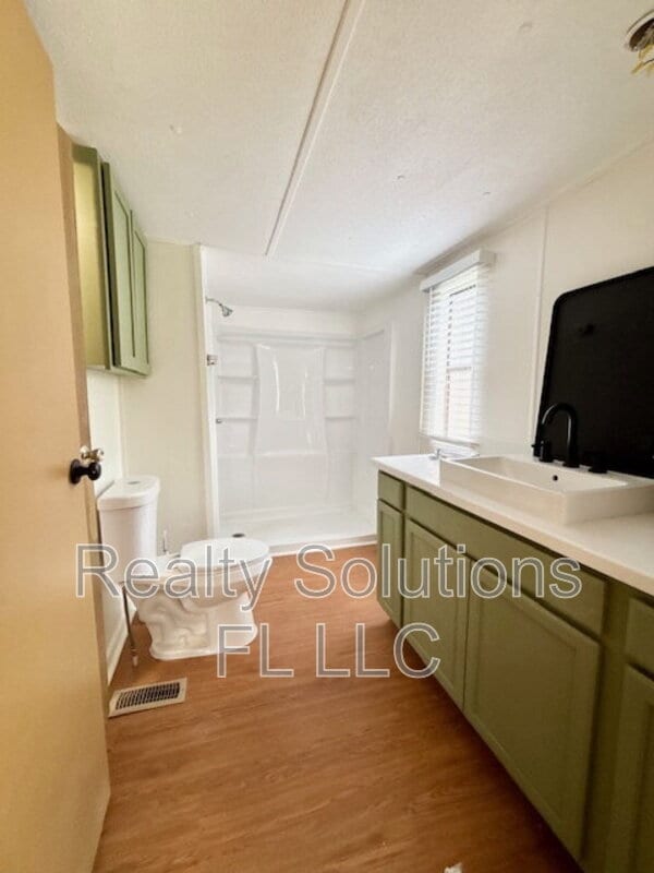 Building Photo - 15518 Lake Apopka Rd