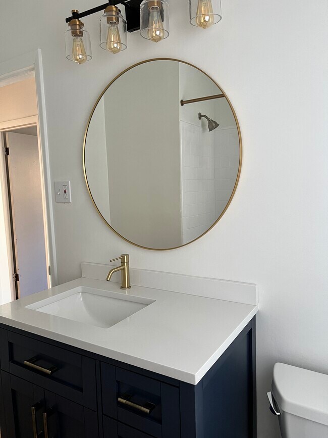 Building Photo - 3047 O St SE