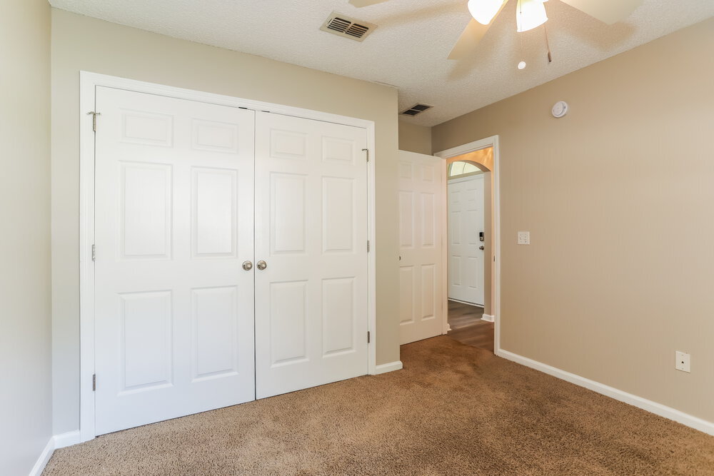 Building Photo - 8059 Carisbrook Ct