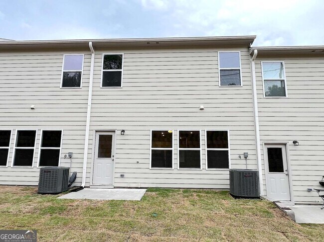 Building Photo - 4113 Oakwood Ter Ct