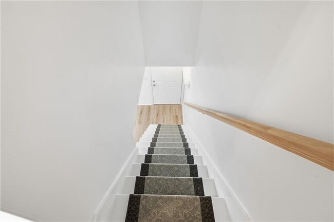 Building Photo - 23 Benefit St