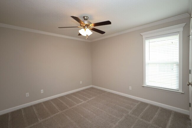 Building Photo - 4145 Bright Creek Rd
