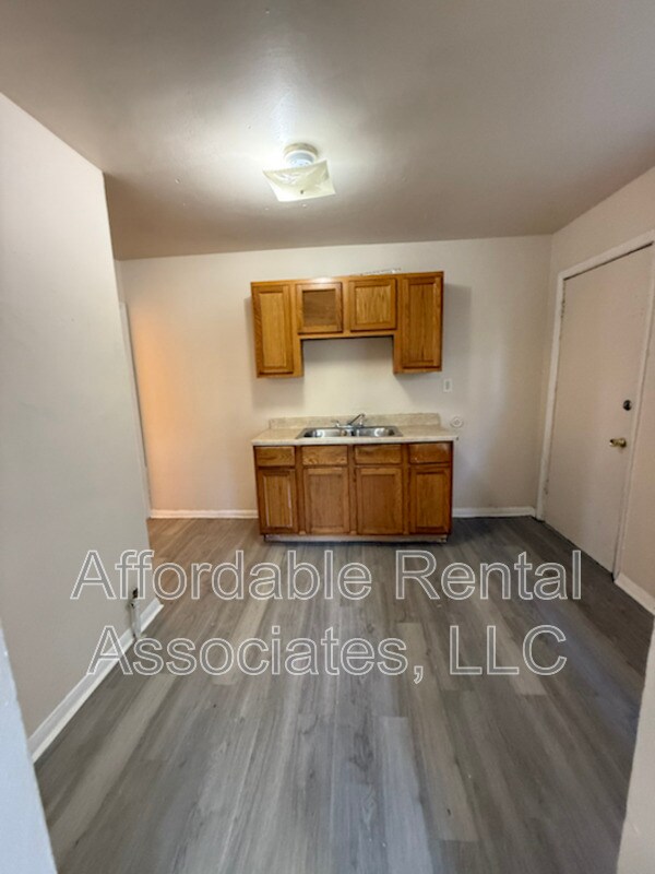 Building Photo - 2127A S 16th St