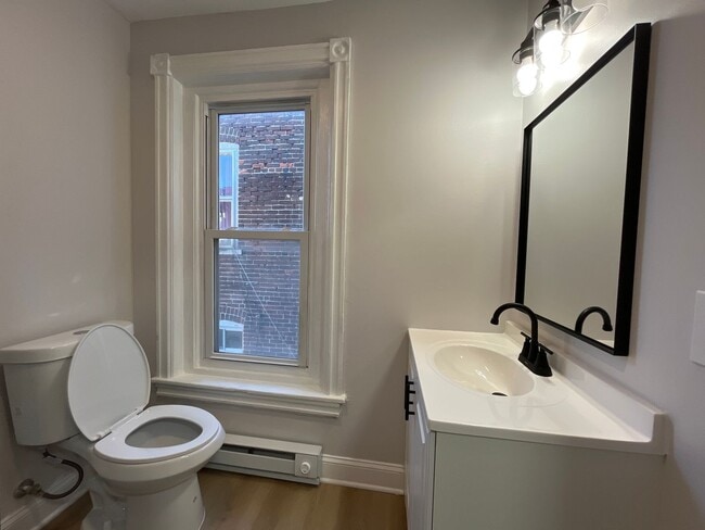 Building Photo - Completely renovated Allentown home offering the feel of brand-new construction