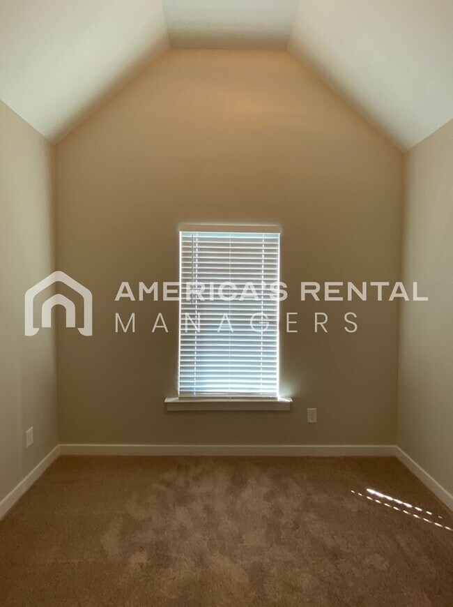 Building Photo - Home for Rent in Jasper, AL!!!  View with ...
