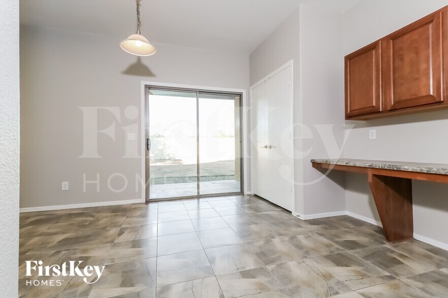 Building Photo - 11518 N 154th Ln