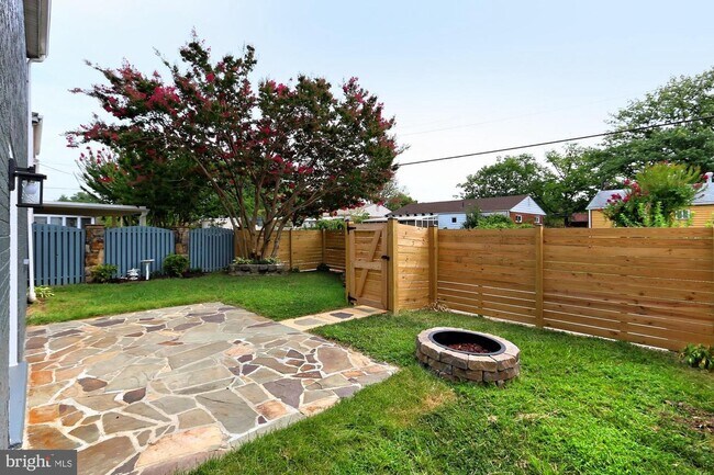 Backyard 2 - 7409 9th St NW