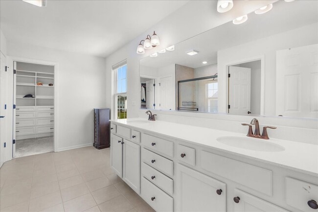 Building Photo - 15312 S Sawgrass Cir