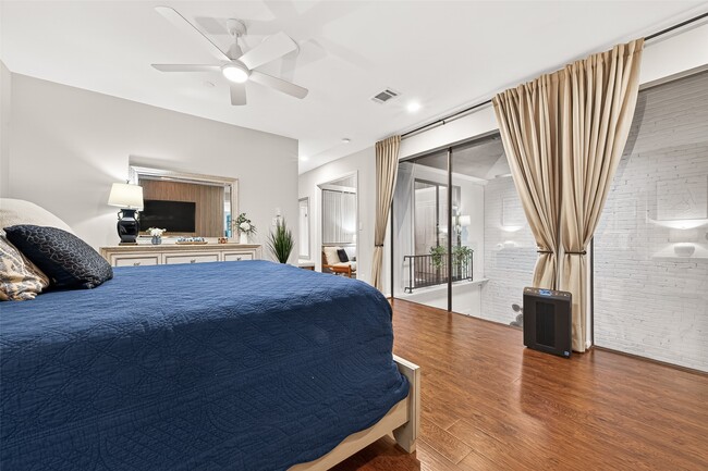 Building Photo - 3 River Hollow Ln