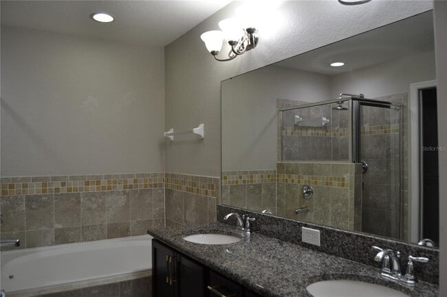 Building Photo - 1071 Condor Dr