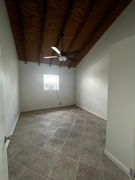 Building Photo - 1220 3rd St