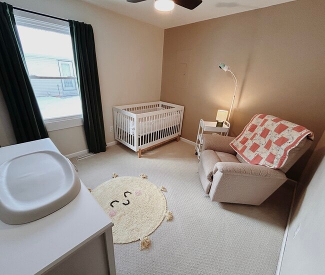 Building Photo - 614 Mercer Ave