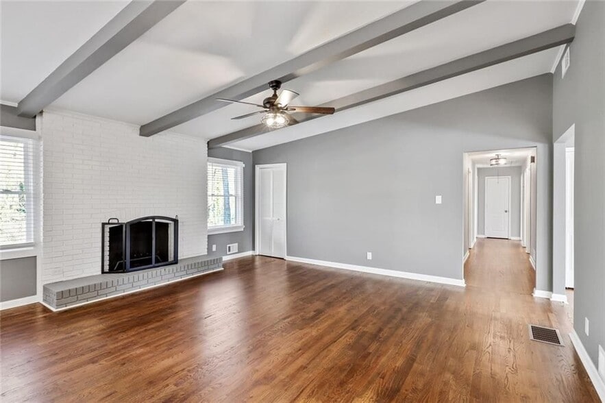 Building Photo - 2341 Rubart Dr