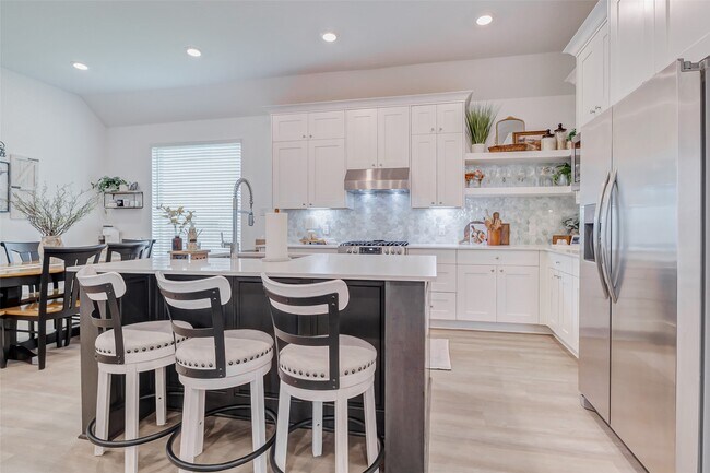 Building Photo - 4919 Shimmer Side Dr