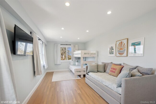 Building Photo - 535 Birch Ln