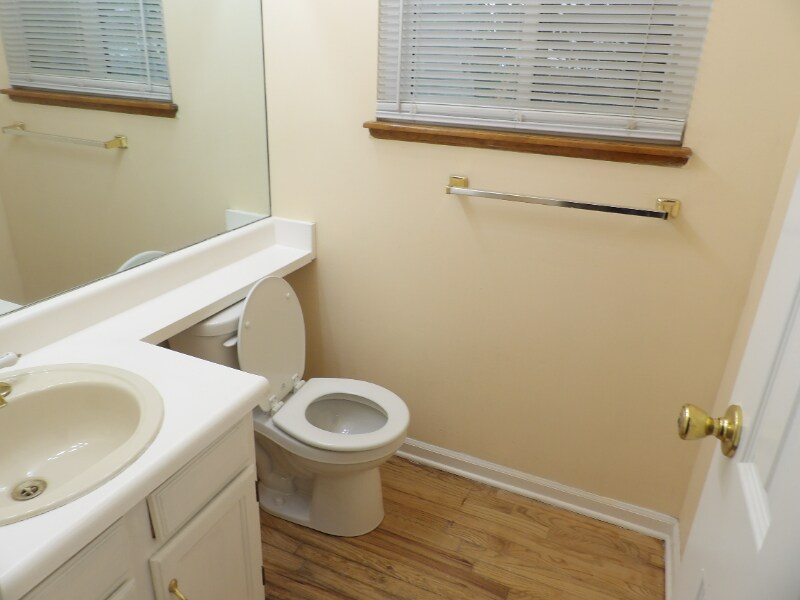 Building Photo - 3830 Gingham Way