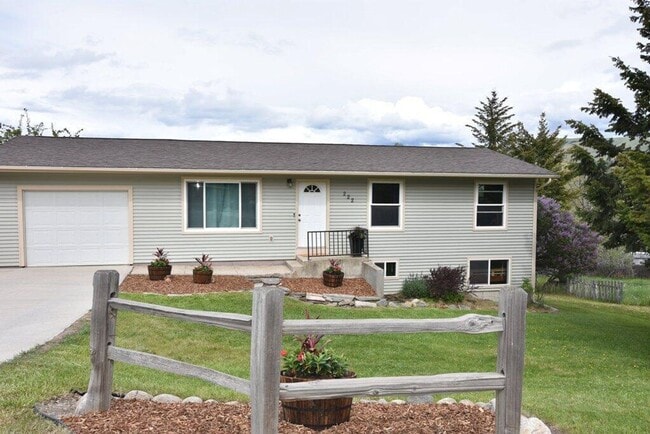 Building Photo - 222 Ridgeway Dr