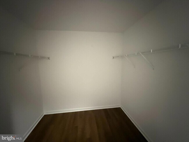 Building Photo - 2165 Cottonwood Ln