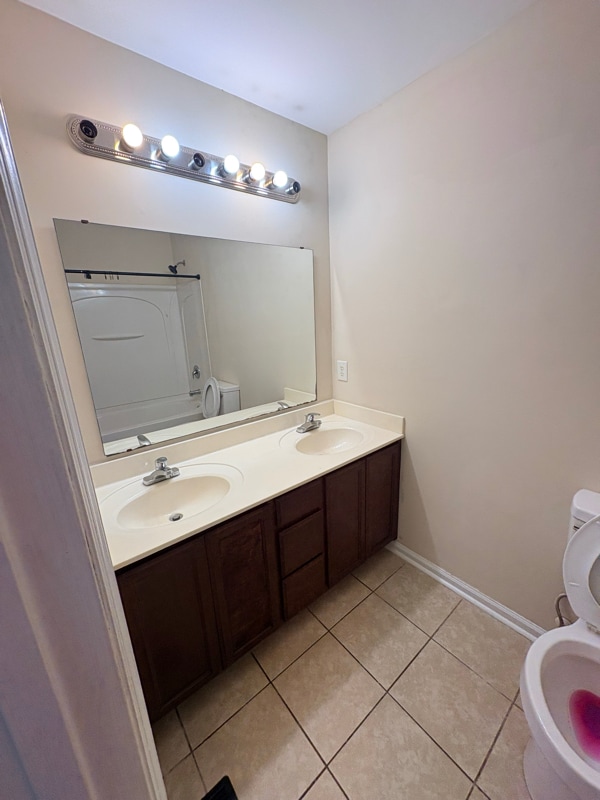 Building Photo - 801 Burcale Rd