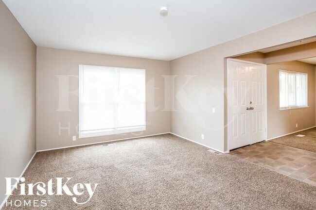 Building Photo - 3310 Hambletonian Dr