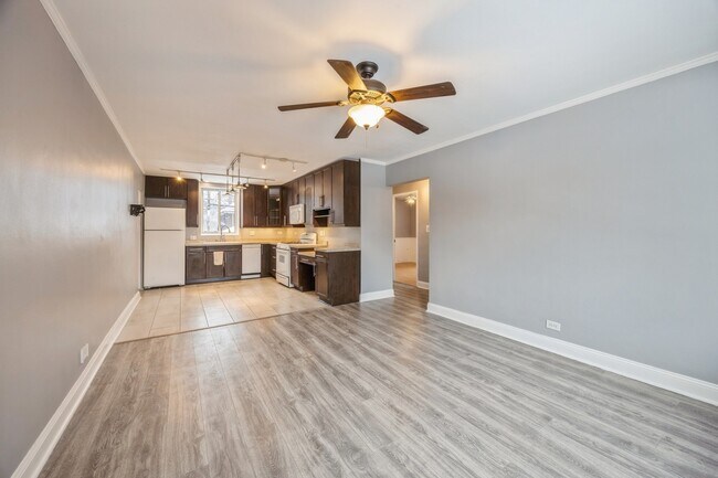 Building Photo - 1110 N Harlem Ave