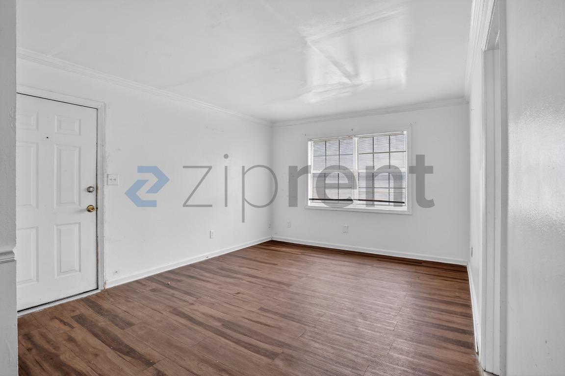 Building Photo - 1212 Utoy Springs Rd SW