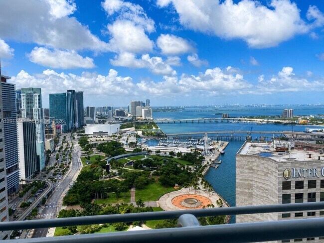 Building Photo - 325 S Biscayne Blvd
