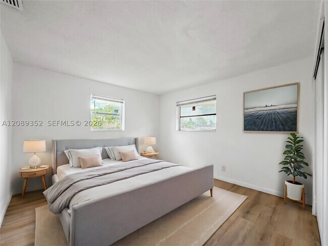 Building Photo - 1725 NW 54th Terrace