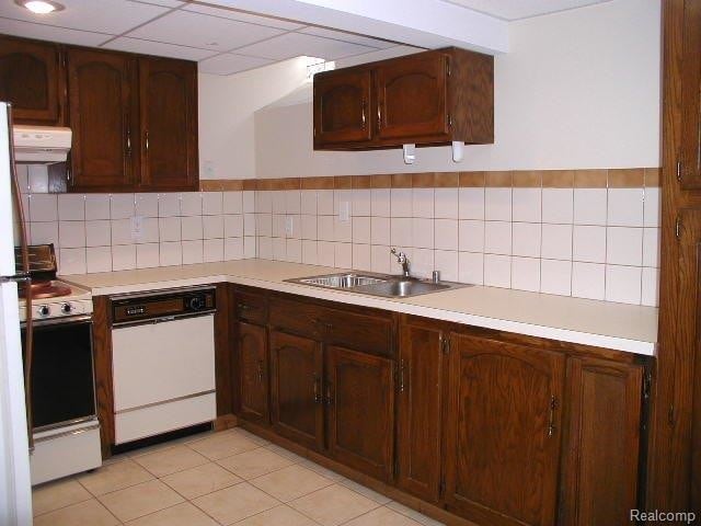Building Photo - 2952 Sylvan Dr