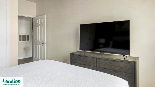 Building Photo - 1776 Patriots Ln