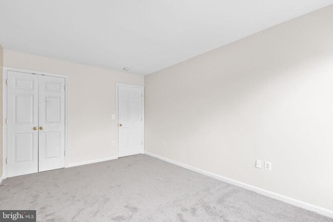 Building Photo - 17575 Deweys Run Ln